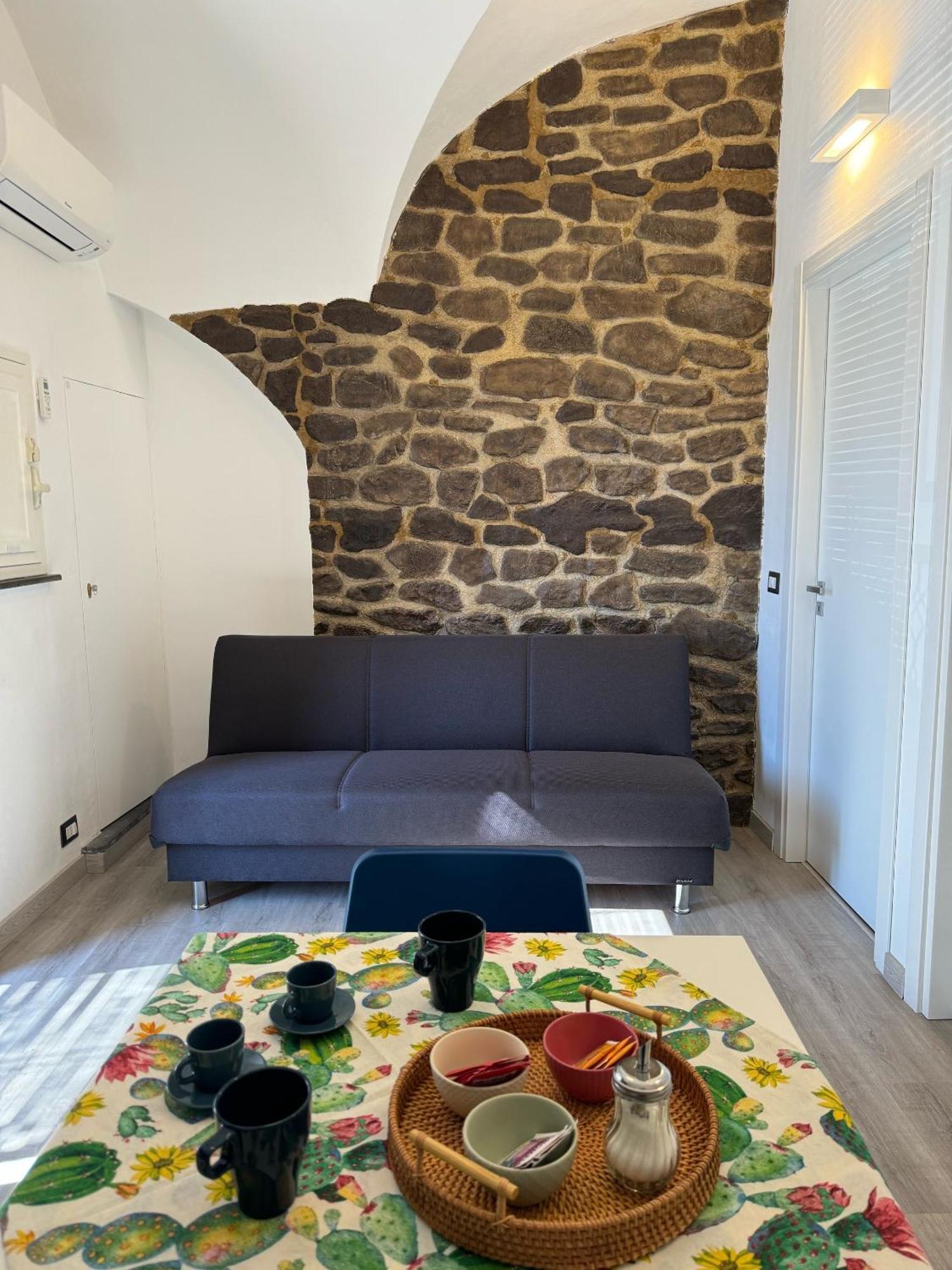 Casa Terme Della Rotonda Villa Catania-Fontanarossai nemzetközi repülőtér Kültér fotó