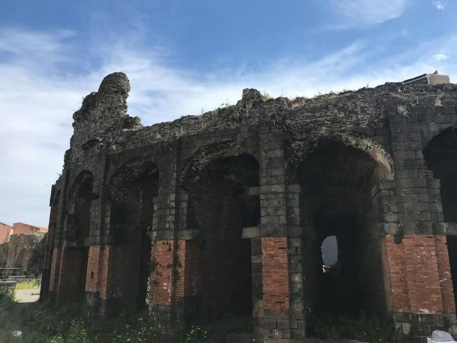 Casa Terme Della Rotonda Villa Catania-Fontanarossai nemzetközi repülőtér Kültér fotó